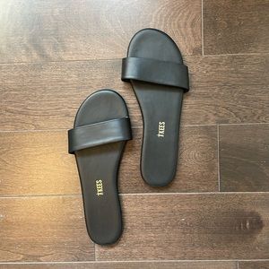 TKEES Alex Slide in Black Stone